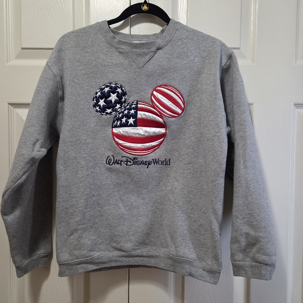 Authentic, gray Disney Sweatshirt with Mickey Mouse Design. Size Small